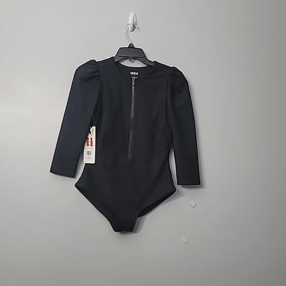 Black Long Sleeve One Piece Swimsuit - Picture 5 of 11